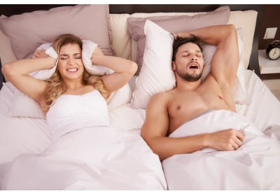 Ce sa fac sa nu mai sforai?! Pot niste perne de dormit ergonomice sa-mi rezolve problema?