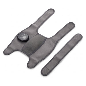 Aparat masaj genunchi gri cu incalzire si vibratii, manseta desfacuta cu panou de control si banda de fixare detasabila, pe fond alb
